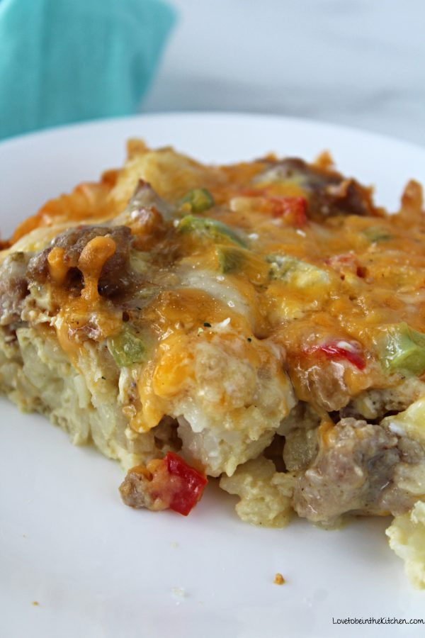 Tater Tot Breakfast Casserole