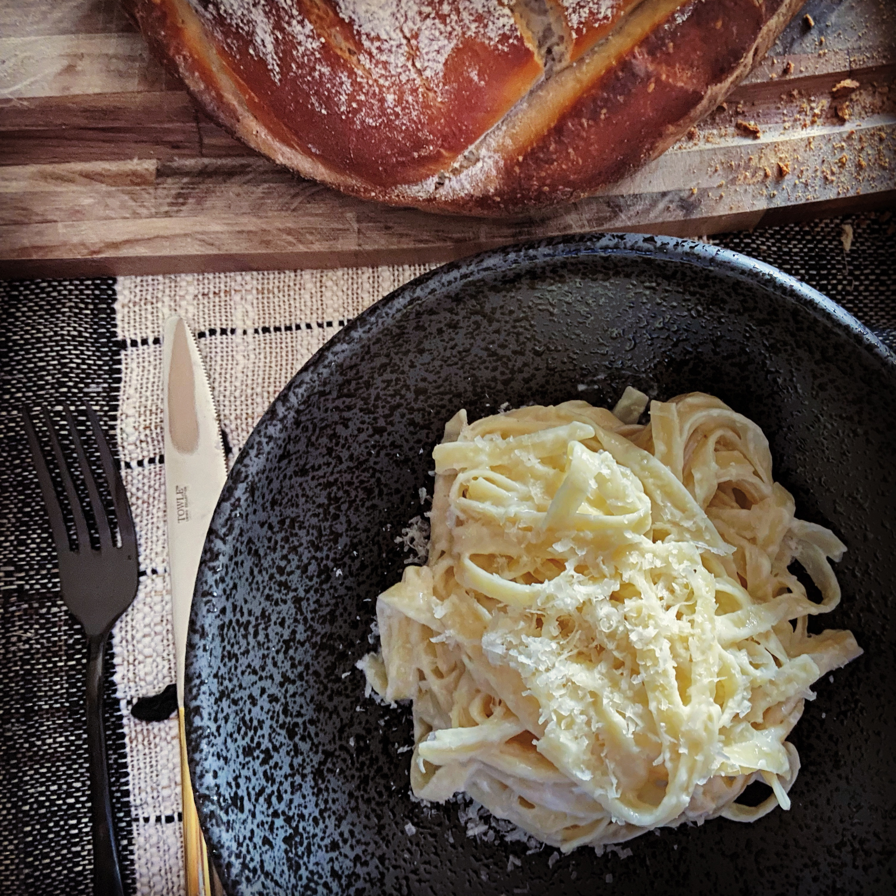 Creamy Fettuccine Alfredo Ready to Serve