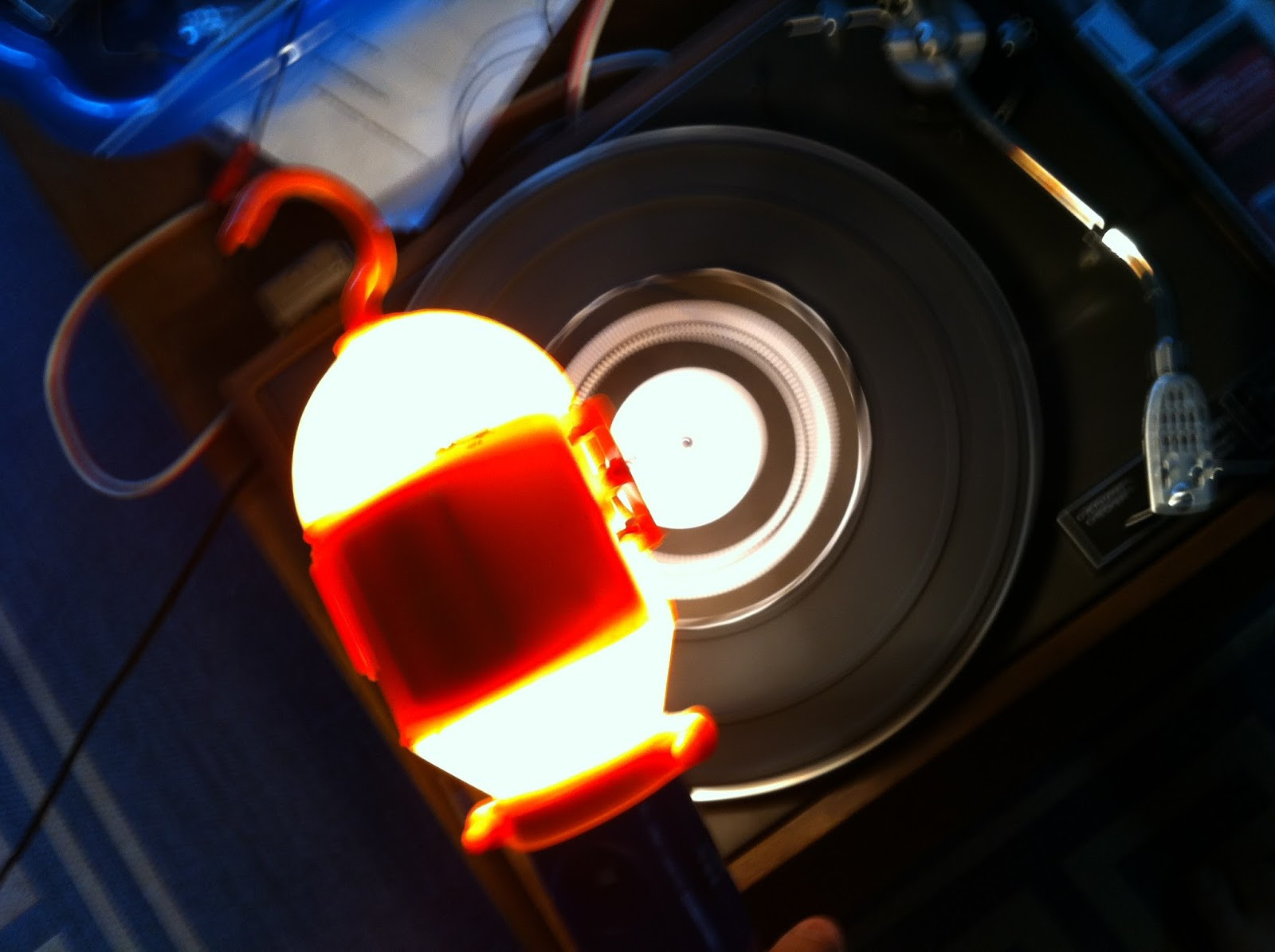 Shure M75ED cartridge with old stylus removed and new replacement stylus ready for installation.